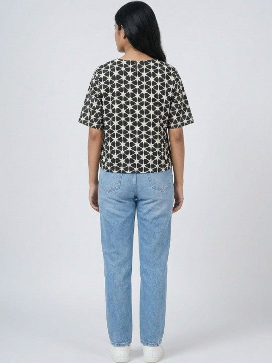 Geometric Print Women’s Round Neck Top