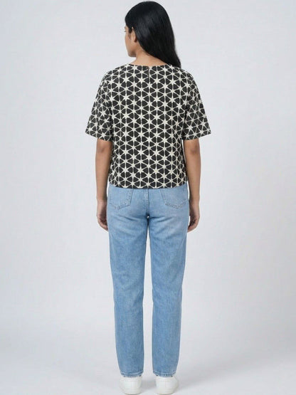 Geometric Print Women’s Round Neck Top